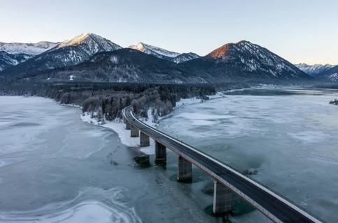Evening mood, panorama of Sylvensteinsee