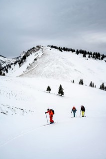 Three lone ski tourers, Jaegerkamp
