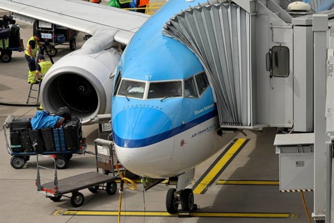Handling Aircraft KLM Royal Dutch Airlines, Boeing 737-700