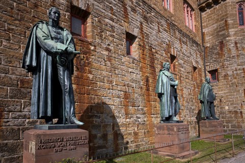 Bronze statues, from right Monument in honour of Kaiser Wilhelm I King of Prussia