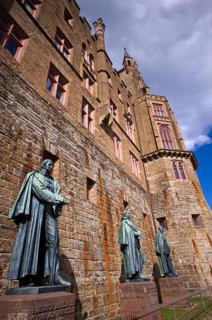 Bronze statues, from right Monument in honour of Kaiser Wilhelm I King of Prussia