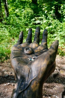 Pfullinger Sagenweg, hand with a Remmsele