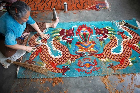 Carpet combing, Dharamsala