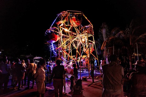 Ferris wheel, Boulevard Poincare folk festival