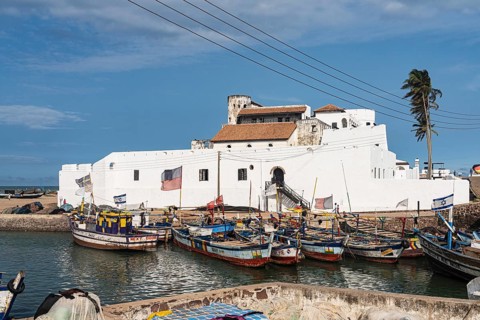 Fishing boats, pirogues