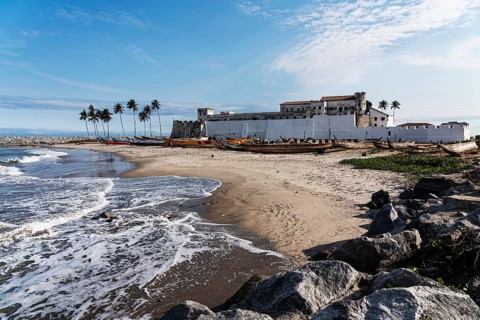 Beach, Elmina Castle