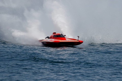 Hydroplane racing on the Saint Lawrence River, Valleyfield