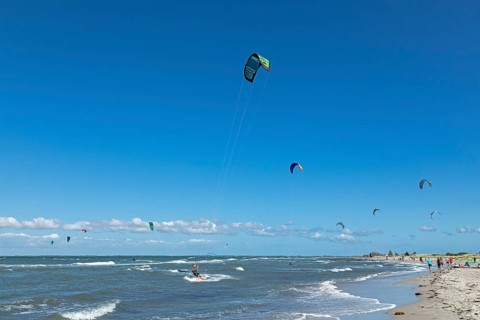 Kitesurfer, Fehmarnsund Bridge
