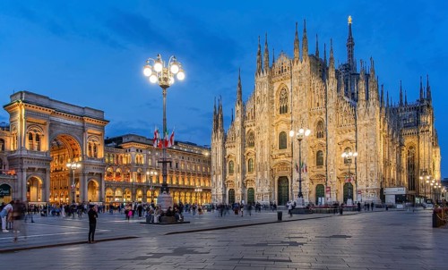 Piazza del Duomo, Cathedral Square with Cathedral and Galleria Vittorio Emanuele II at dusk