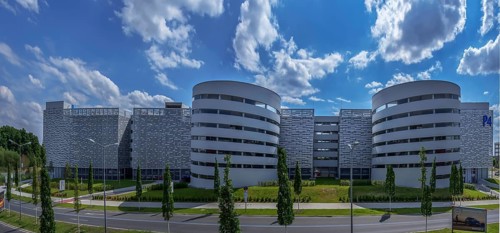 Modern multi-storey car park at the airport, Nuremberg