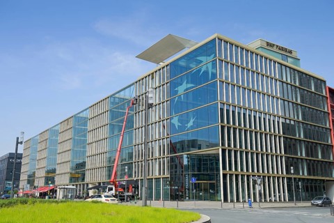 BNP Parisbas, Europa-Allee