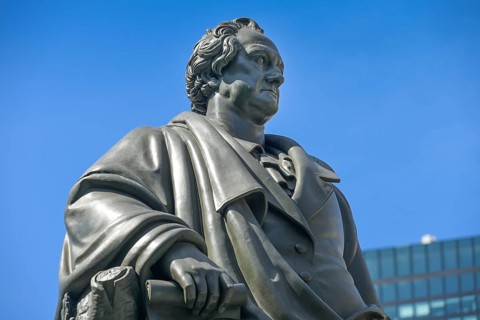Goethe Monument, Goetheplatz