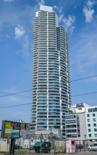 Residential high-rise, Grand Tower