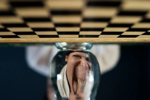 Symbol image, desperation