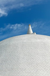 White Mahaseya Dagoba