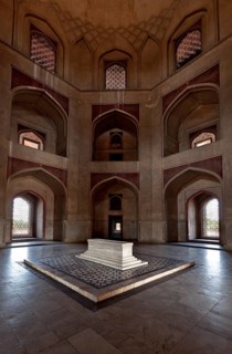 Sarcophagus in Humayun's Tomb