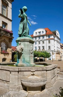 Mallet Fountain by Johannes Hartmann in front of the Doebeln Town Hall