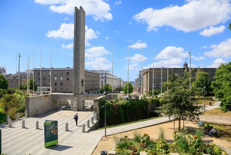 Square Jean-Baptiste Mathon with obelisk and pedestrian area Rue de Siam