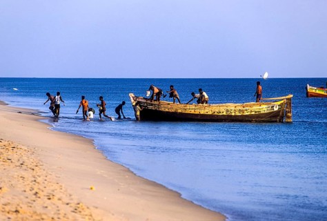 Fishermen landing after fishing at Dhanushkodi Danushkodi