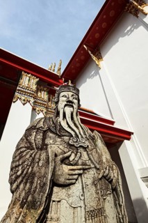Wat Pho Chinese stone guardian