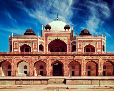 Vintage retro effect filtered hipster style image of famous tourist indian landmark Humayun's Tomb. Delhi