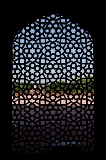 Marble carved screen window at Humayun's Tomb