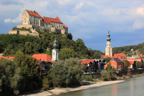 Panorama of the old town with the Salzach river and castle