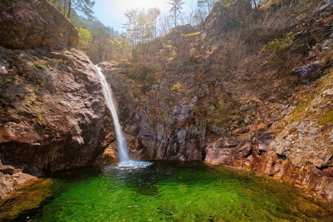Biryong Falls Waterfall in Seoraksan National Park