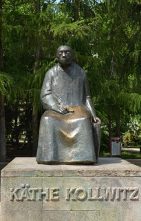 Kaethe Kollwitz Monument