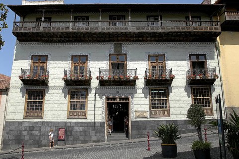 Casa de los Balcones