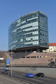 Office building at Halensee