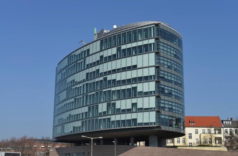 Office building at Halensee