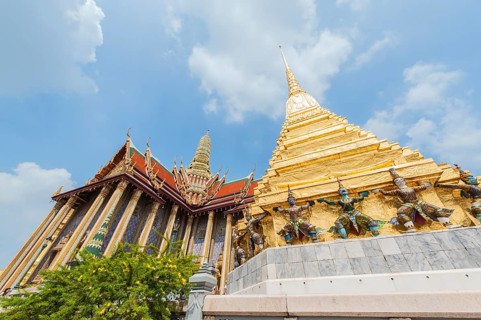 Prasat Phra Thep Bidon