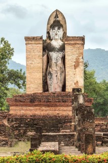 Wat Mahathat Temple Complex