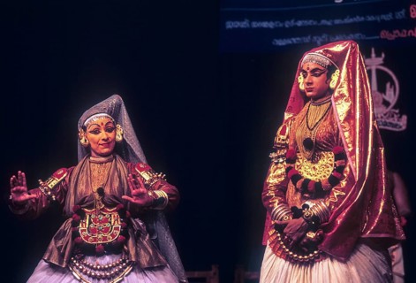 Minukku radiant characters the female characters are also performed by men in Kathakali dance