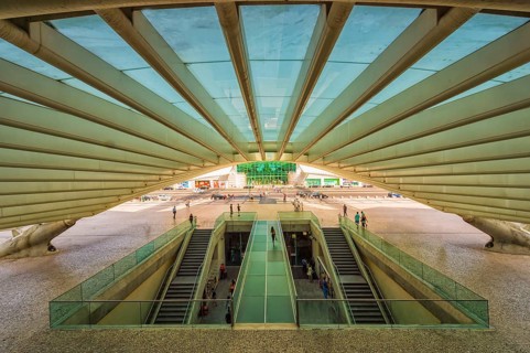 Oriente-Bahnhof