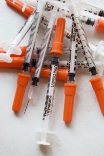 Insulin syringes for diabetic domestic cats