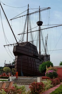 Wooden ship Flora de Lamar