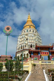 Pagoda of Ten Thousand Buddhas