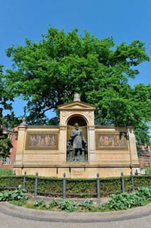 Monument Albrecht von Graefe