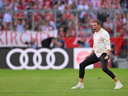 Coach Julian Nagelsmann FC Bayern Munich FCB Goal celebration