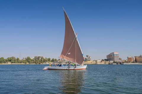 Sailing boat