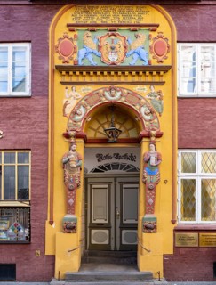 Alte Raths-Apotheke from 1598