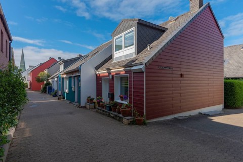 Architecture in the uplands