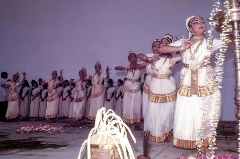 Mohiniyattam Mohiniattam