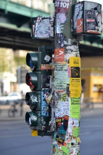 Pedestrian traffic light