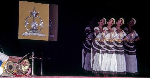 Mohiniyattam Mohiniattam