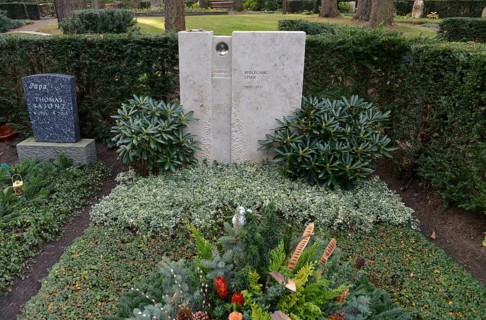 Grave