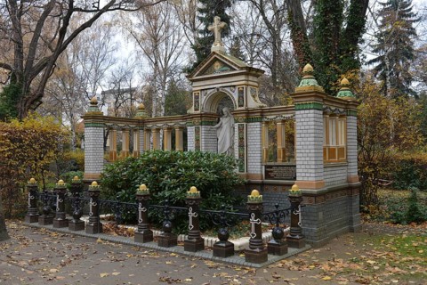 Family grave