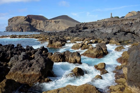 Coast at the harbour